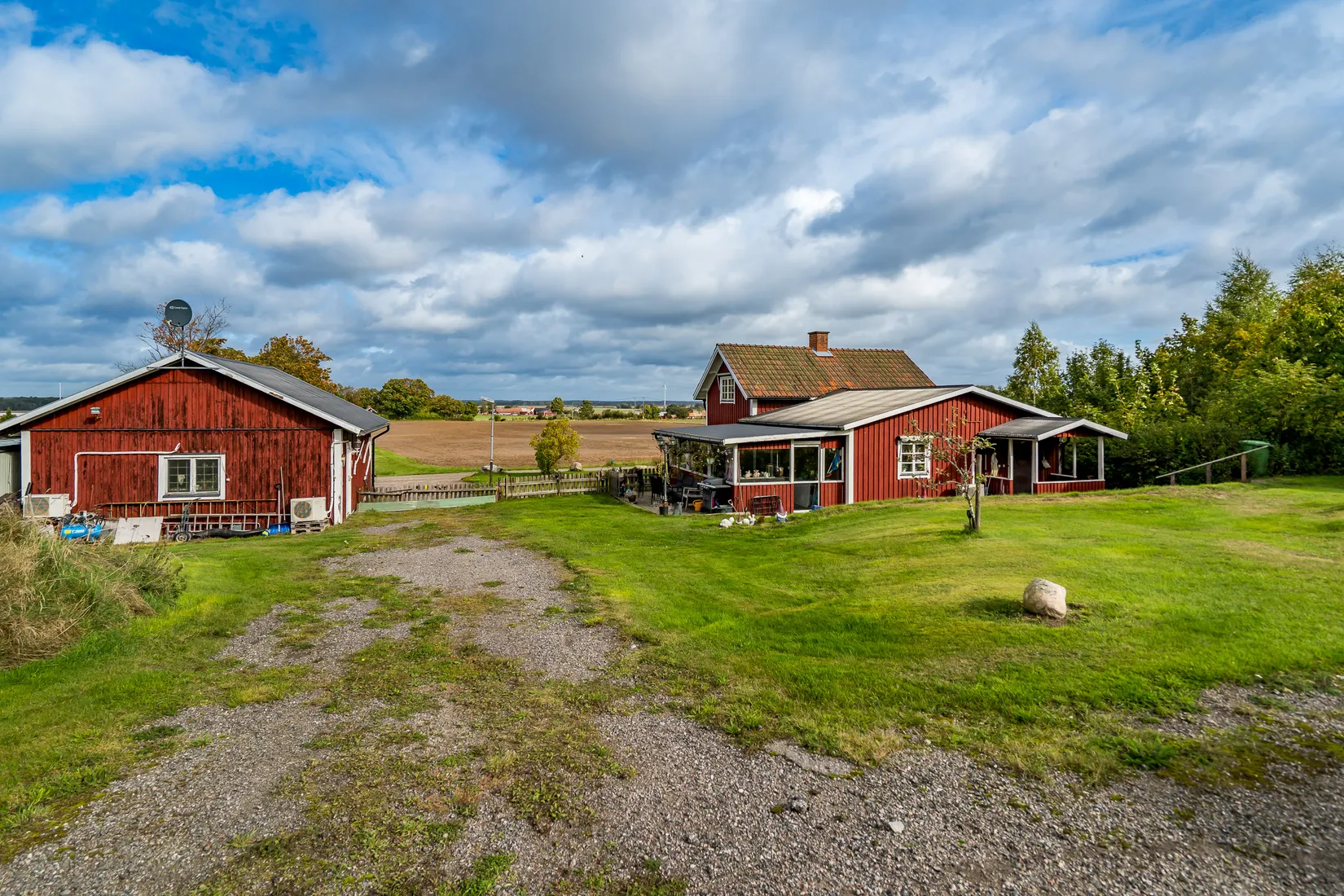 Villa, Tybble 506, Asker, Örebro