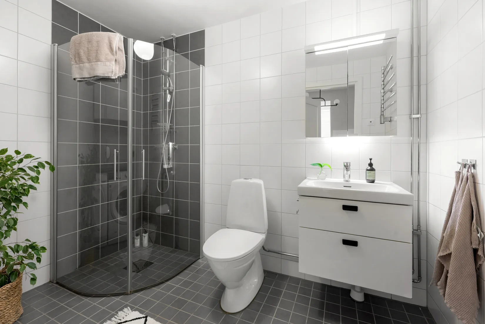 Bostadsrätt, Storkällans väg 3, Älta, Nacka