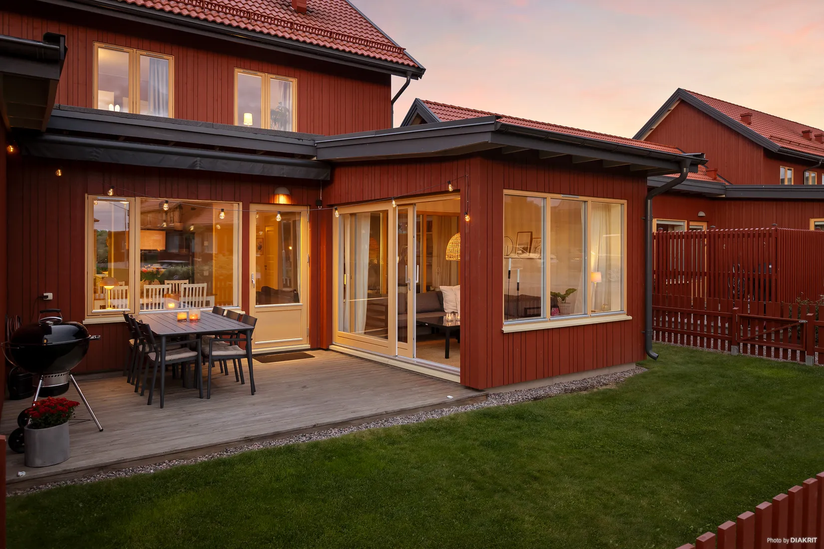 Radhus, Granholmsgatan 11A, Norra Ormesta, Örebro