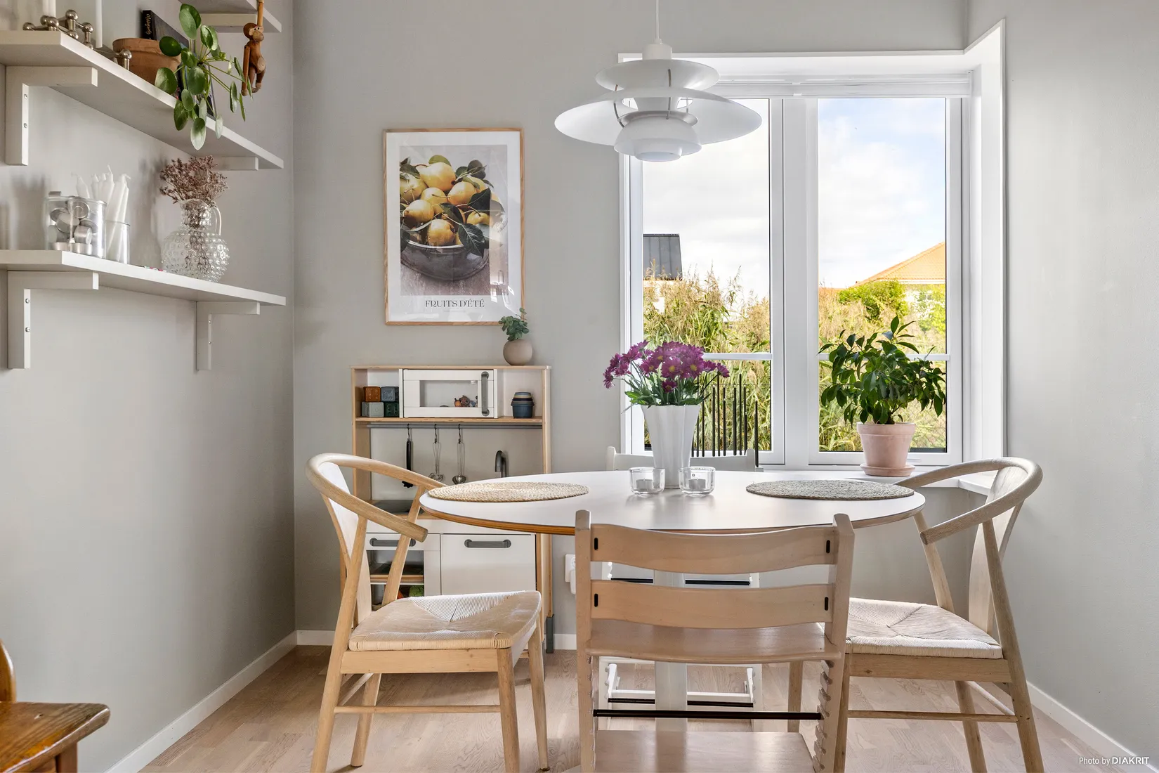 Radhus, Granholmsgatan 11A, Norra Ormesta, Örebro