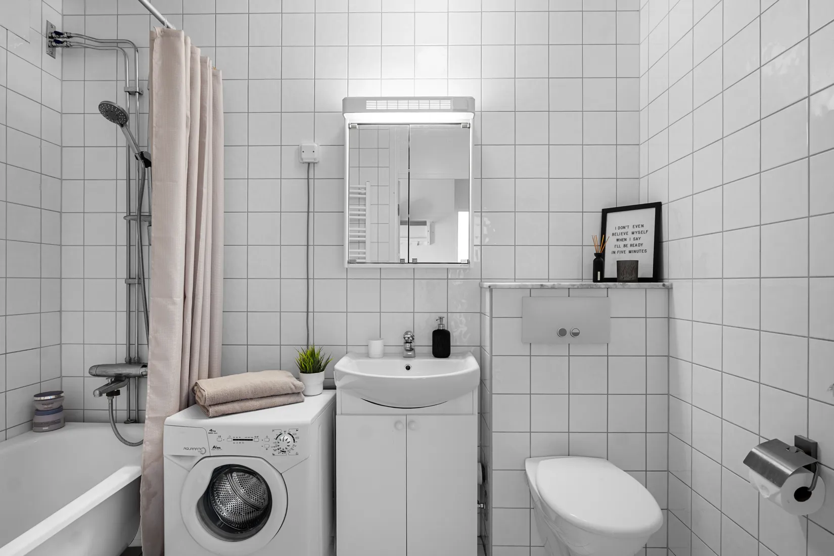 Bostadsrätt, Falkholmsgränd 37, Skärholmen, Stockholm
