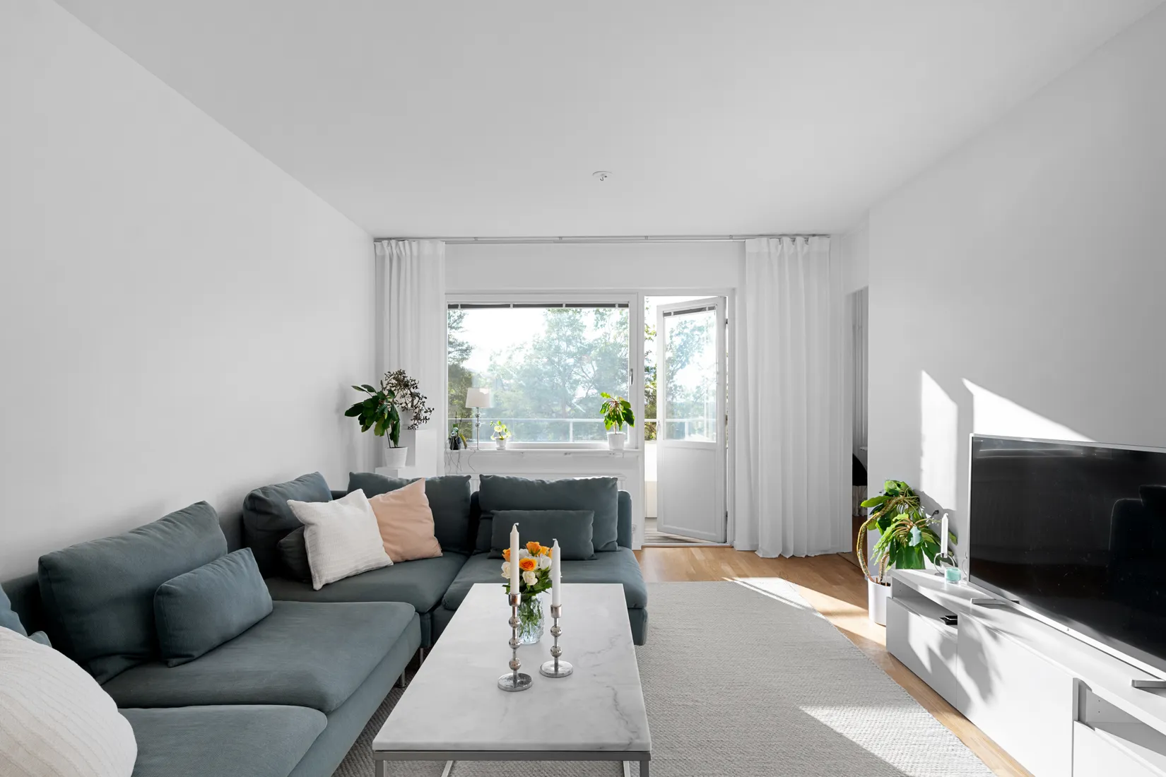 Bostadsrätt, Falkholmsgränd 37, Skärholmen, Stockholm