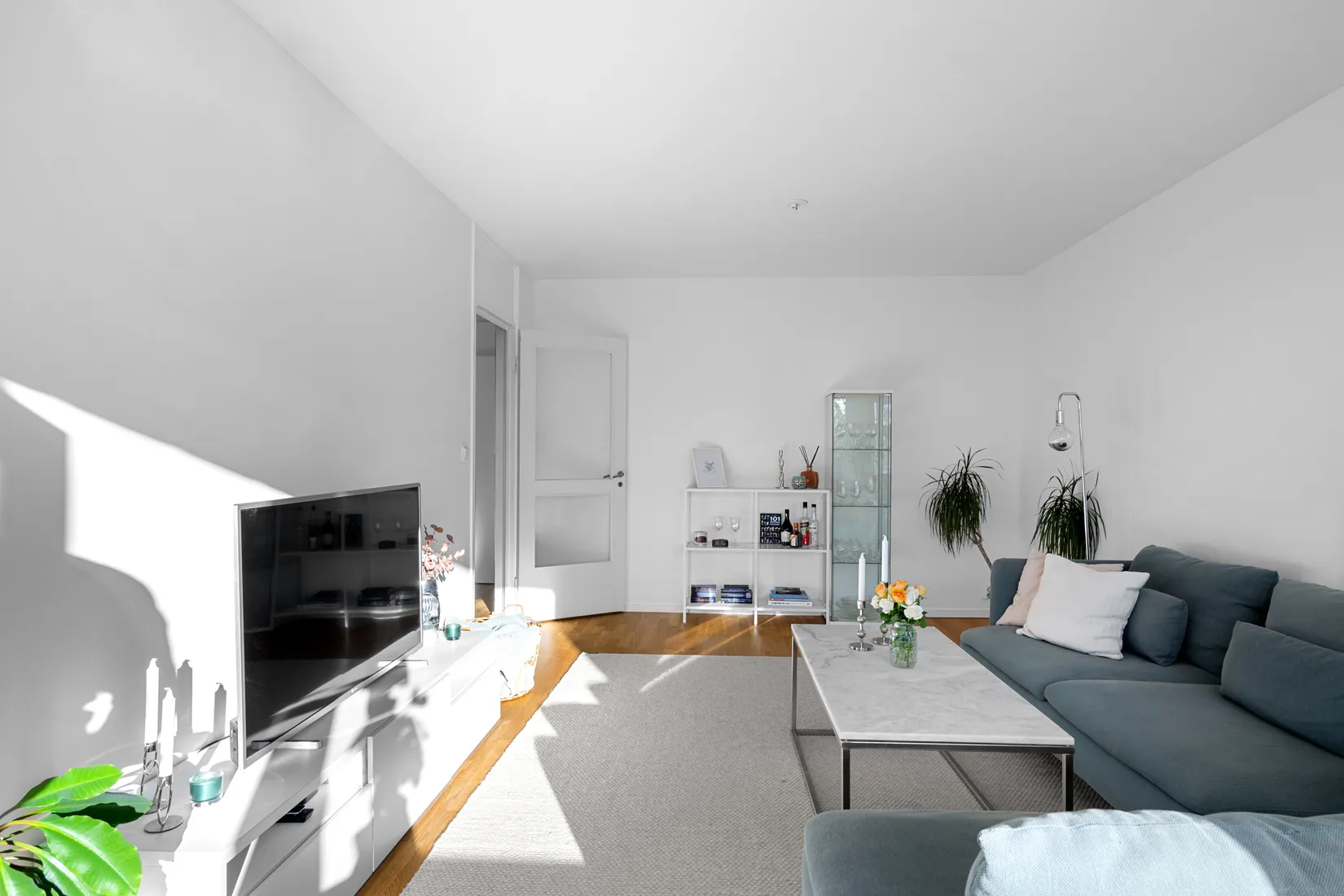 Bostadsrätt, Falkholmsgränd 37, Skärholmen, Stockholm