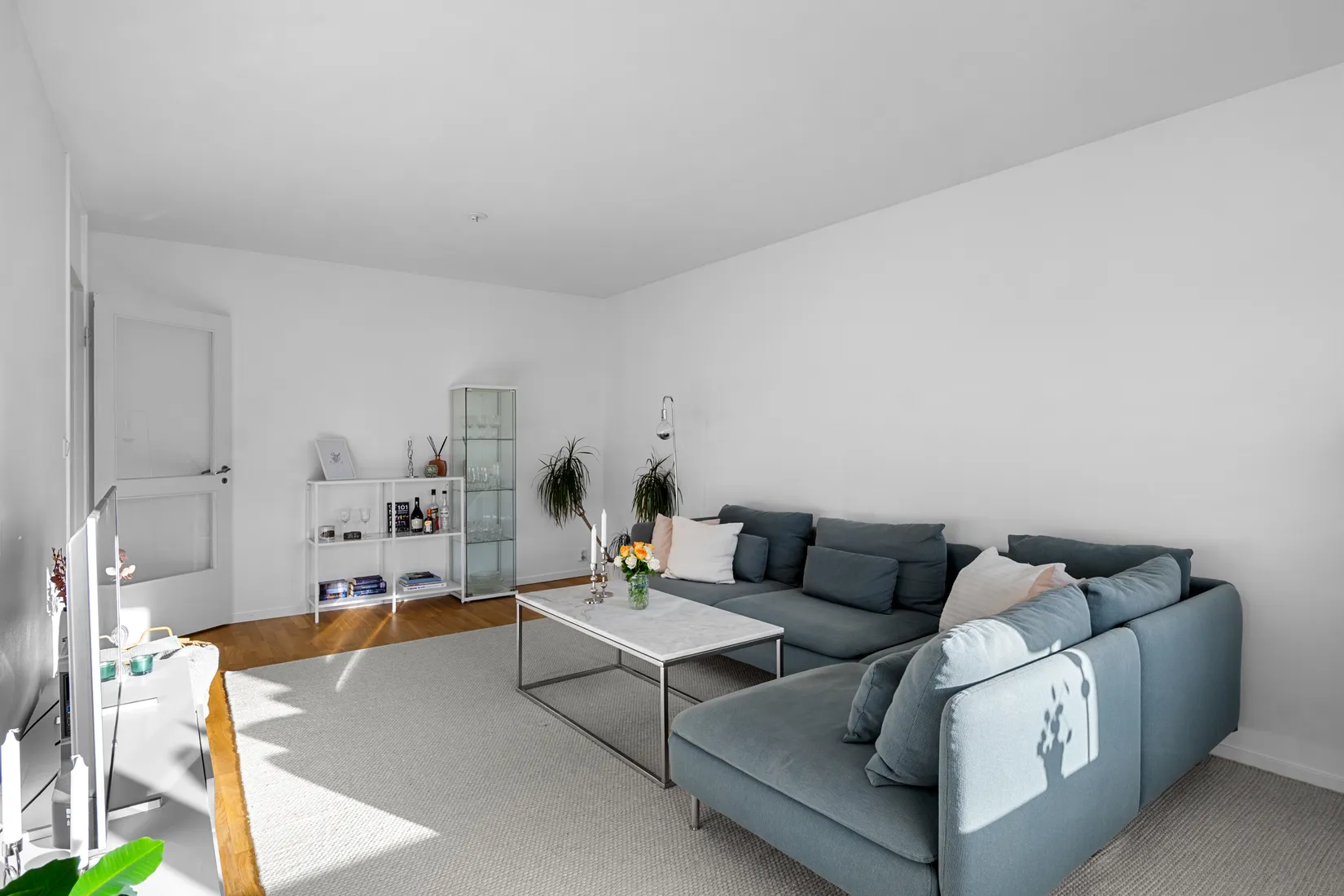 Bostadsrätt, Falkholmsgränd 37, Skärholmen, Stockholm