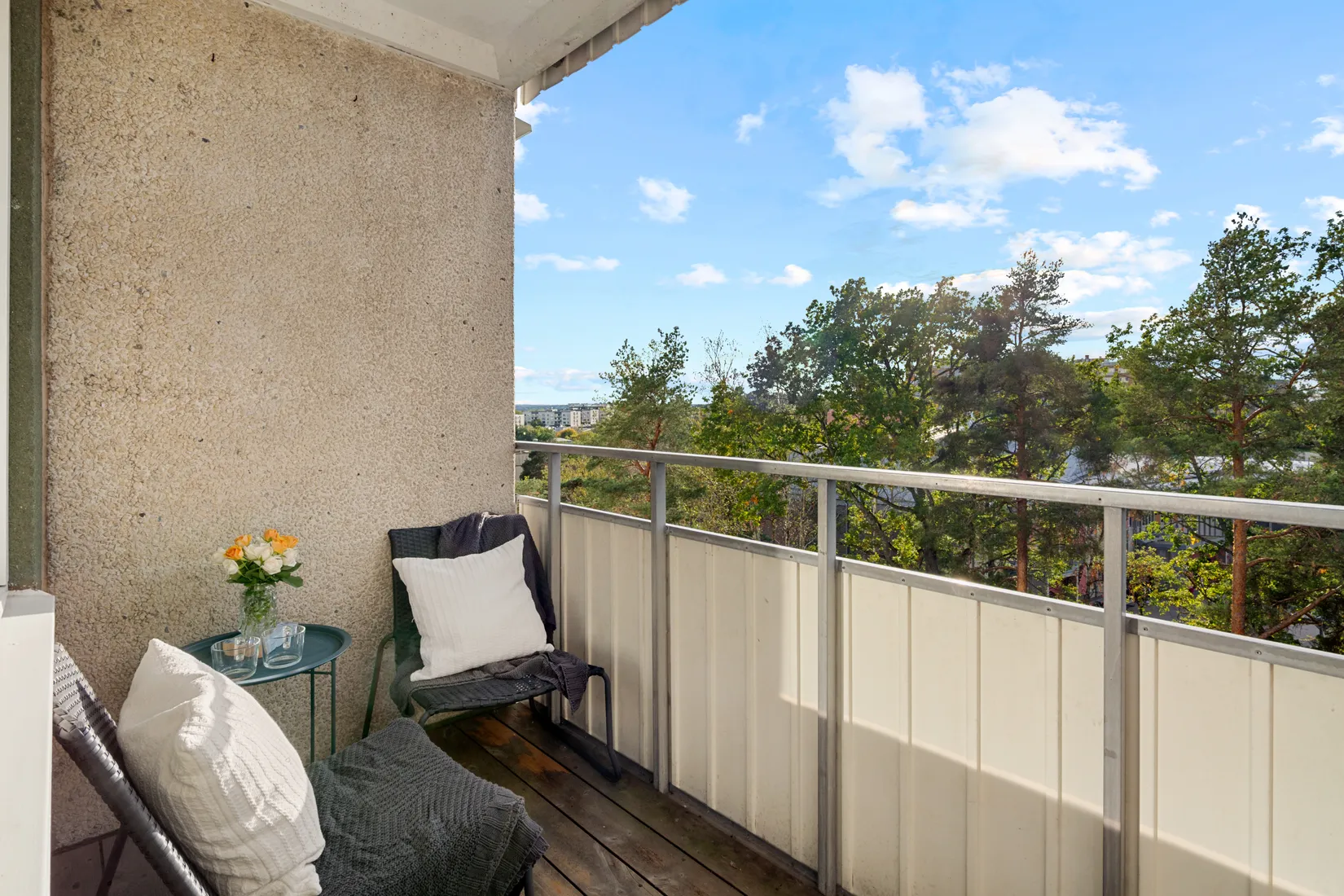 Bostadsrätt, Falkholmsgränd 37, Skärholmen, Stockholm