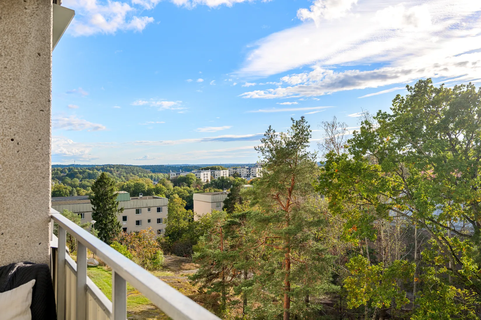Bostadsrätt, Falkholmsgränd 37, Skärholmen, Stockholm