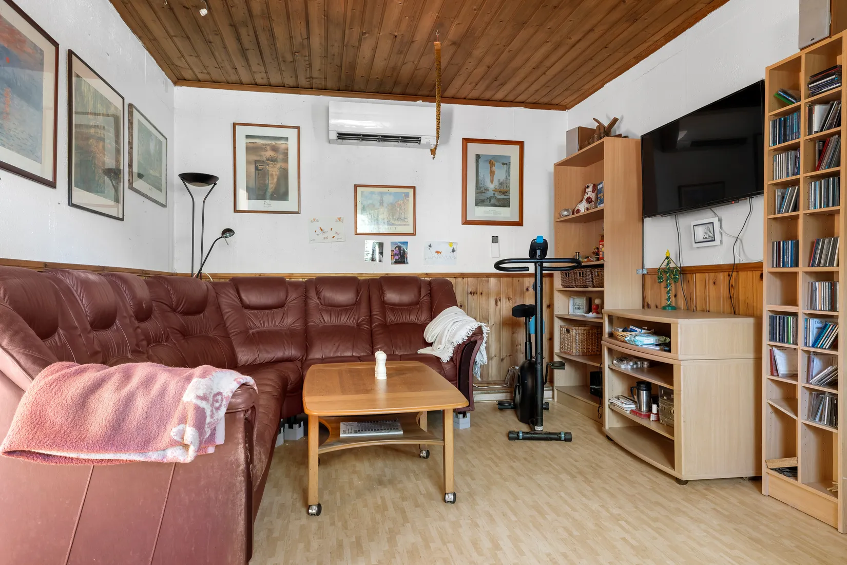Villa, Killinge byväg 24, Håtuna, Upplands-Bro