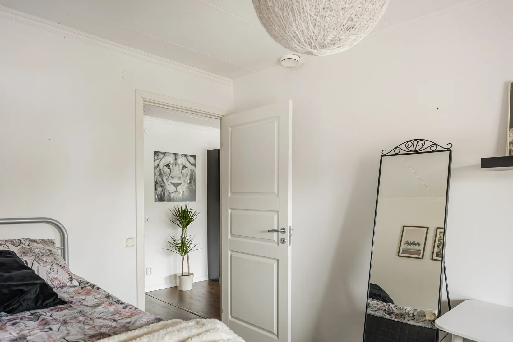Villa, Lövdungevägen 8, Segeltorp, Huddinge