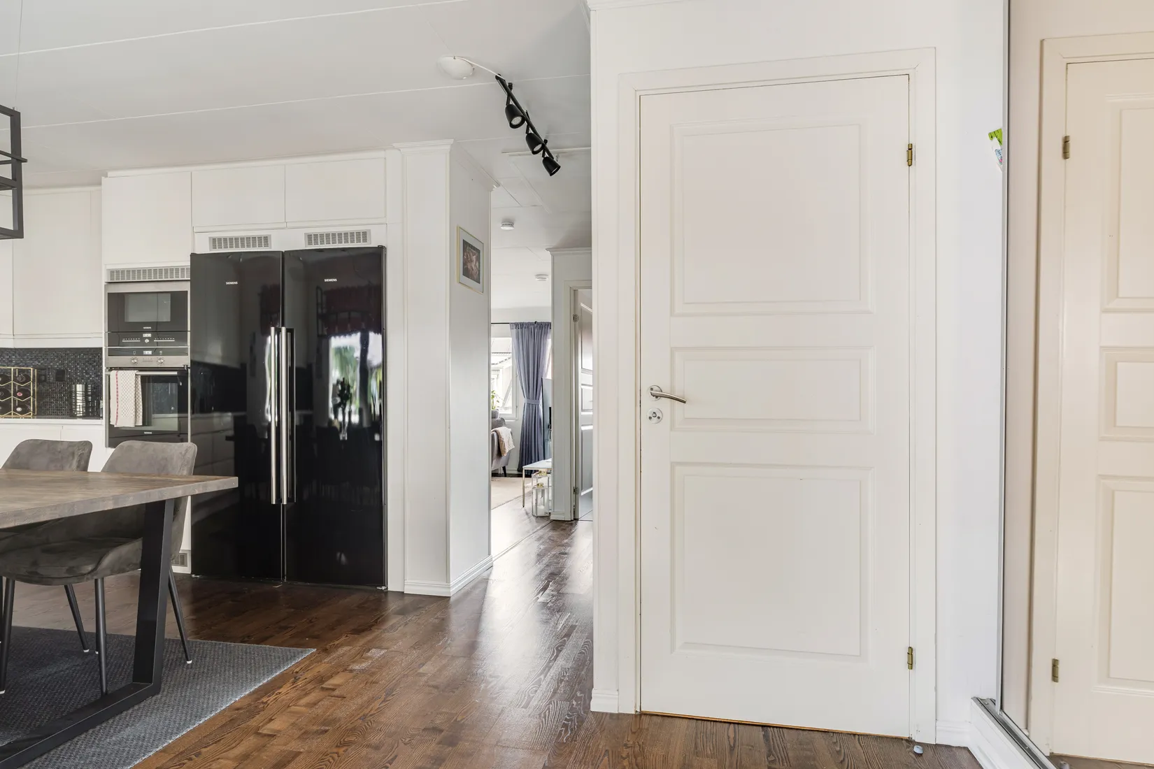 Villa, Lövdungevägen 8, Segeltorp, Huddinge