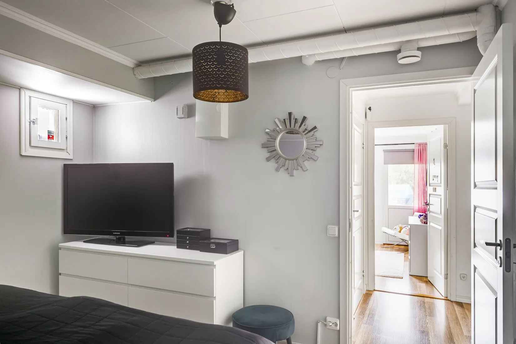 Villa, Lövdungevägen 8, Segeltorp, Huddinge