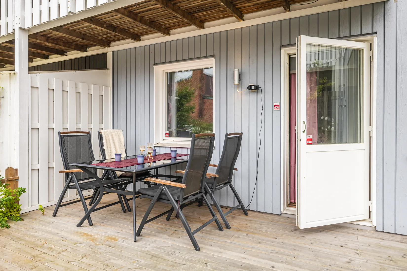 Villa, Lövdungevägen 8, Segeltorp, Huddinge