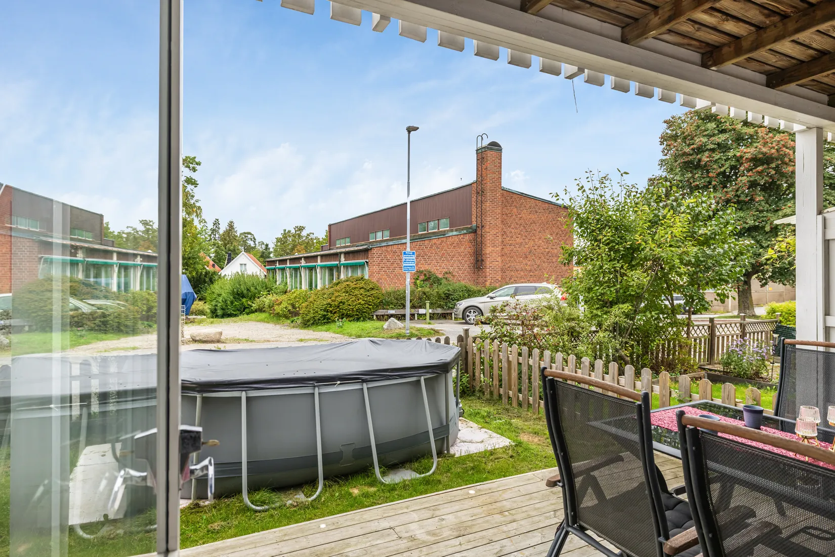 Villa, Lövdungevägen 8, Segeltorp, Huddinge
