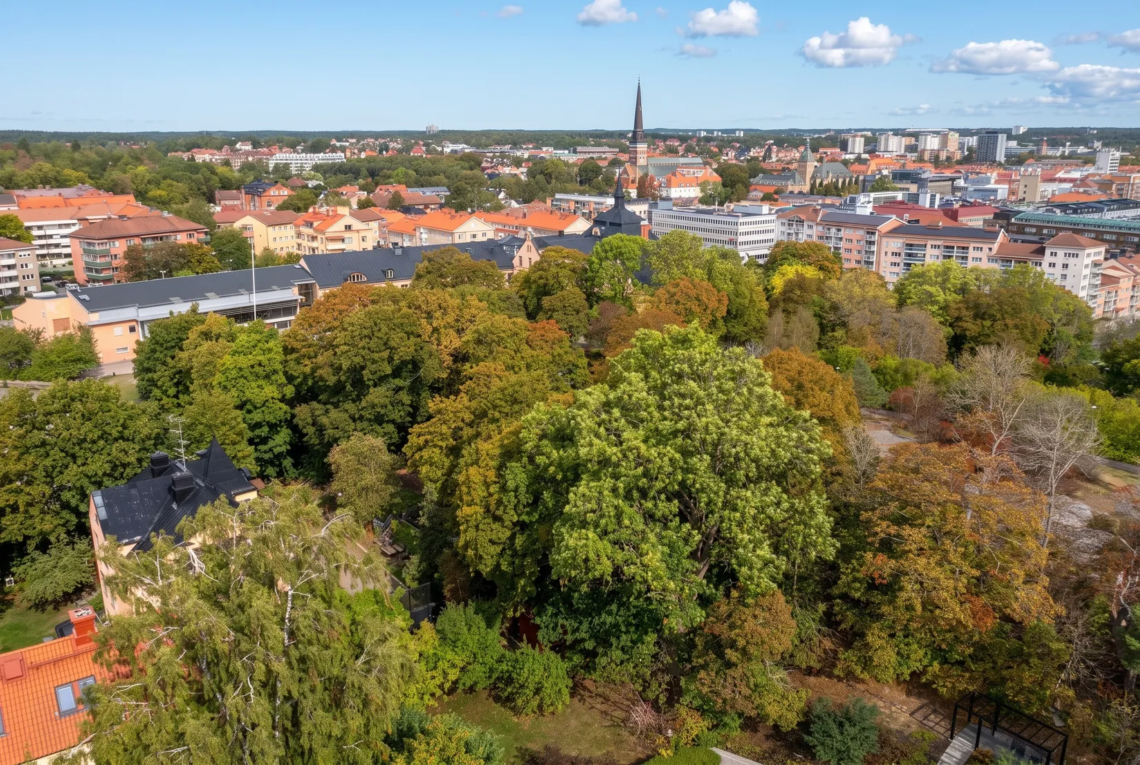 Tomt, Floragatan 20A, Stallhagen, Västerås