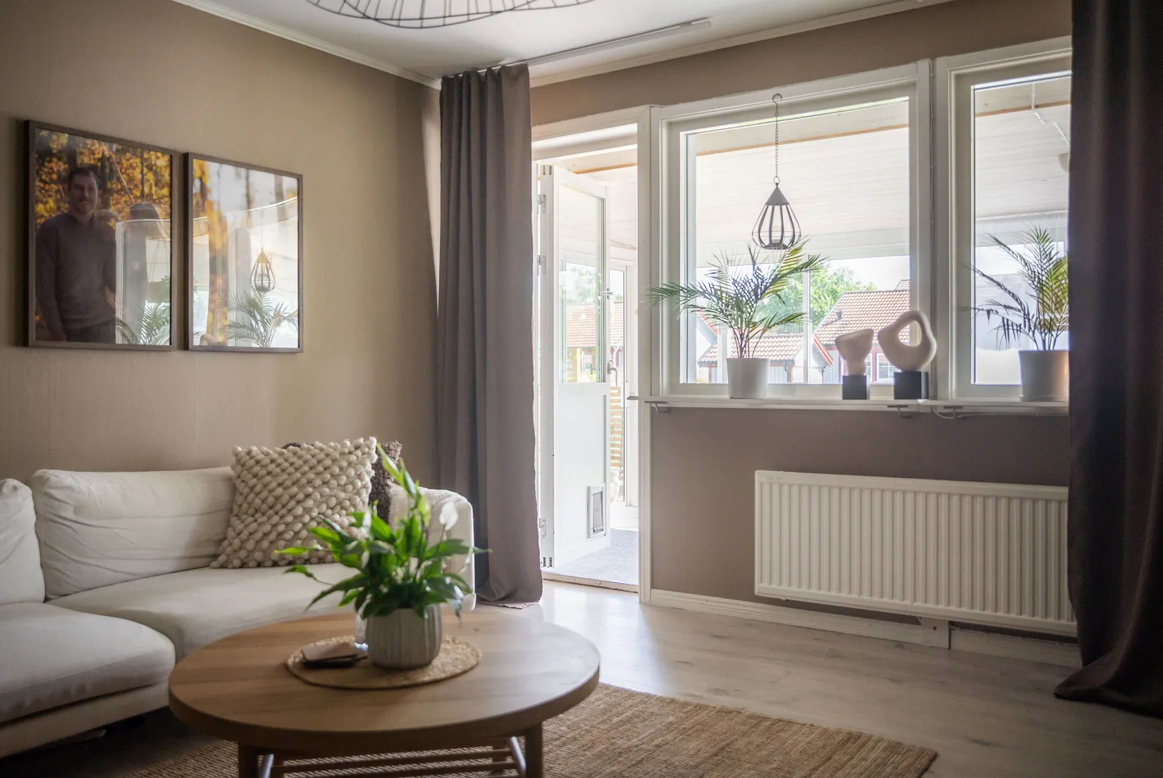 Radhus, Lavavägen 30, Östra Stenåsen, Kil