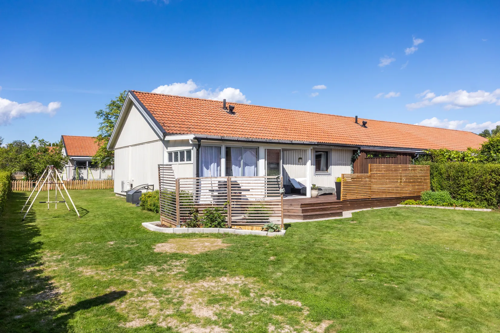 Radhus, Lavavägen 30, Östra Stenåsen, Kil