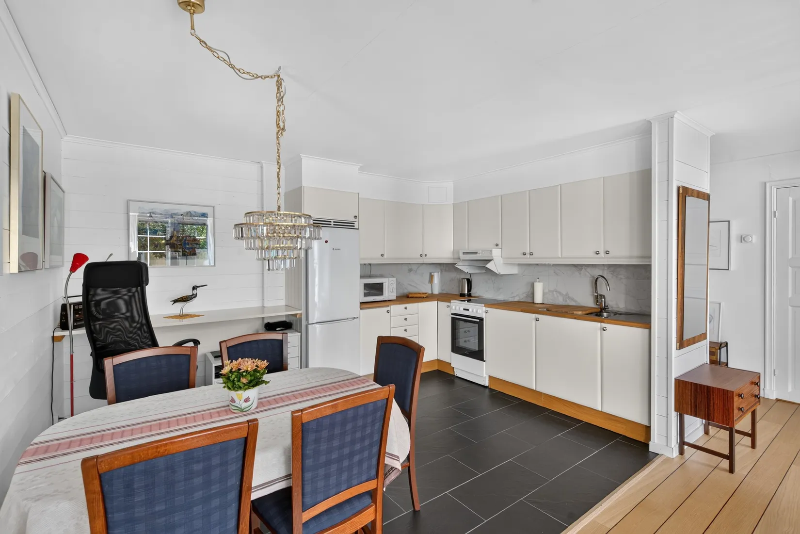 Bostadsrätt, Smedjegränd 2 G, lgh 1001, Centrum, Strömstad