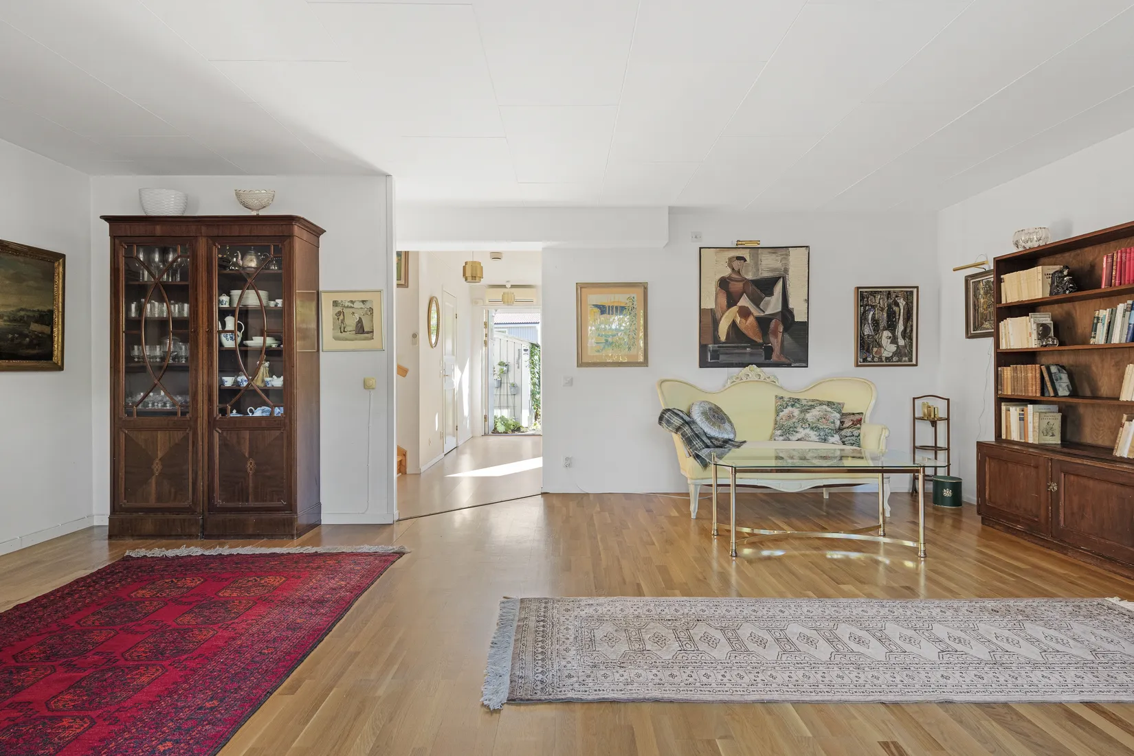 Radhus, Alliansvägen 12, Gribbylund, Täby