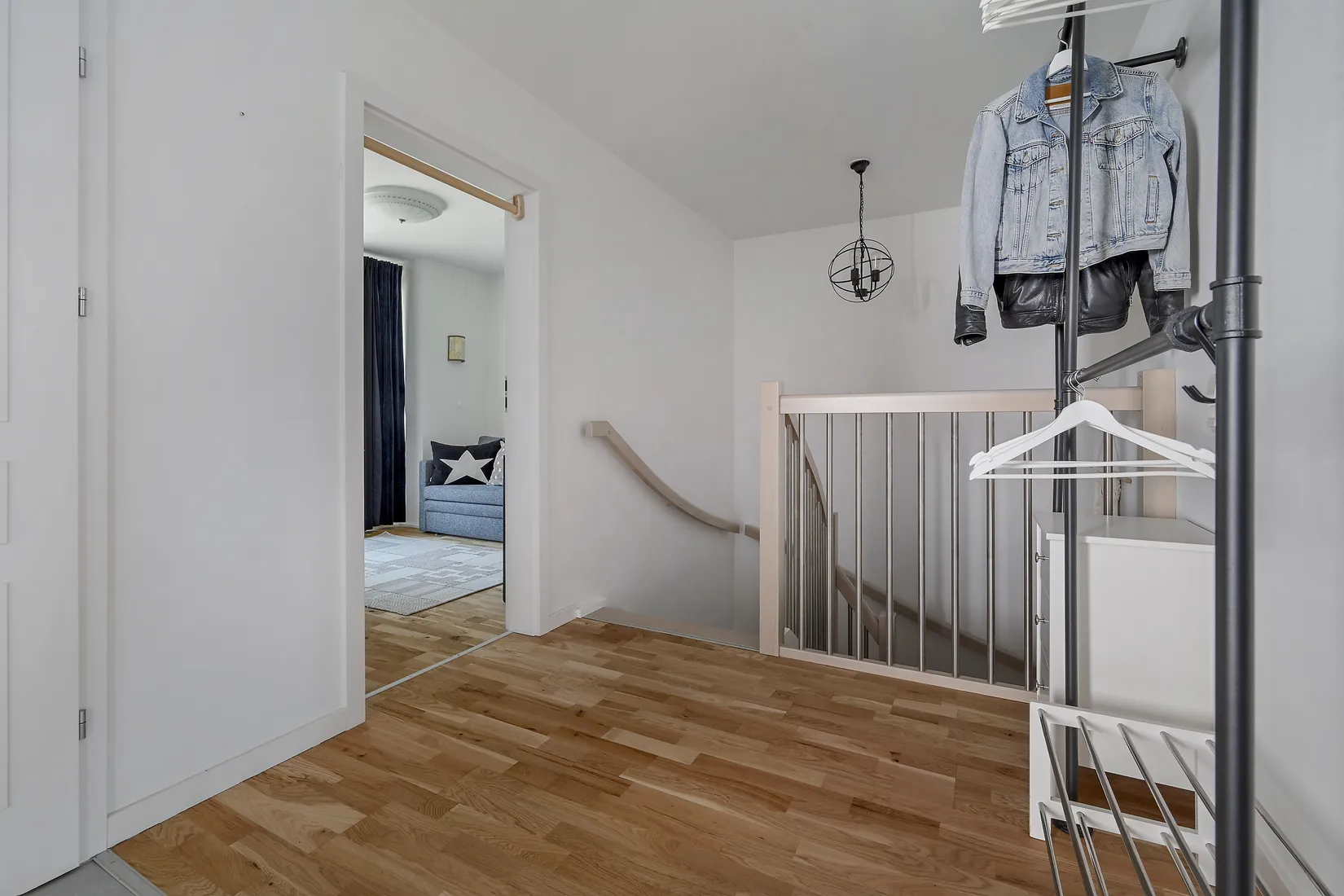 Radhus, Runvägen 21, Åkersberga Centralt, Österåker