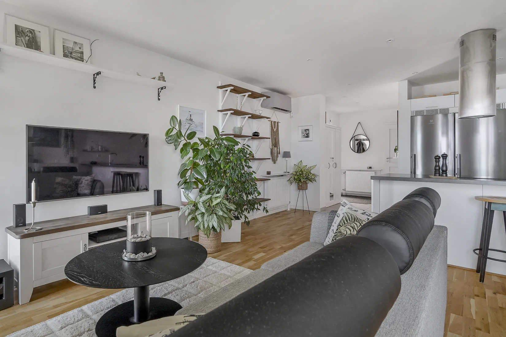 Radhus, Runvägen 21, Åkersberga Centralt, Österåker