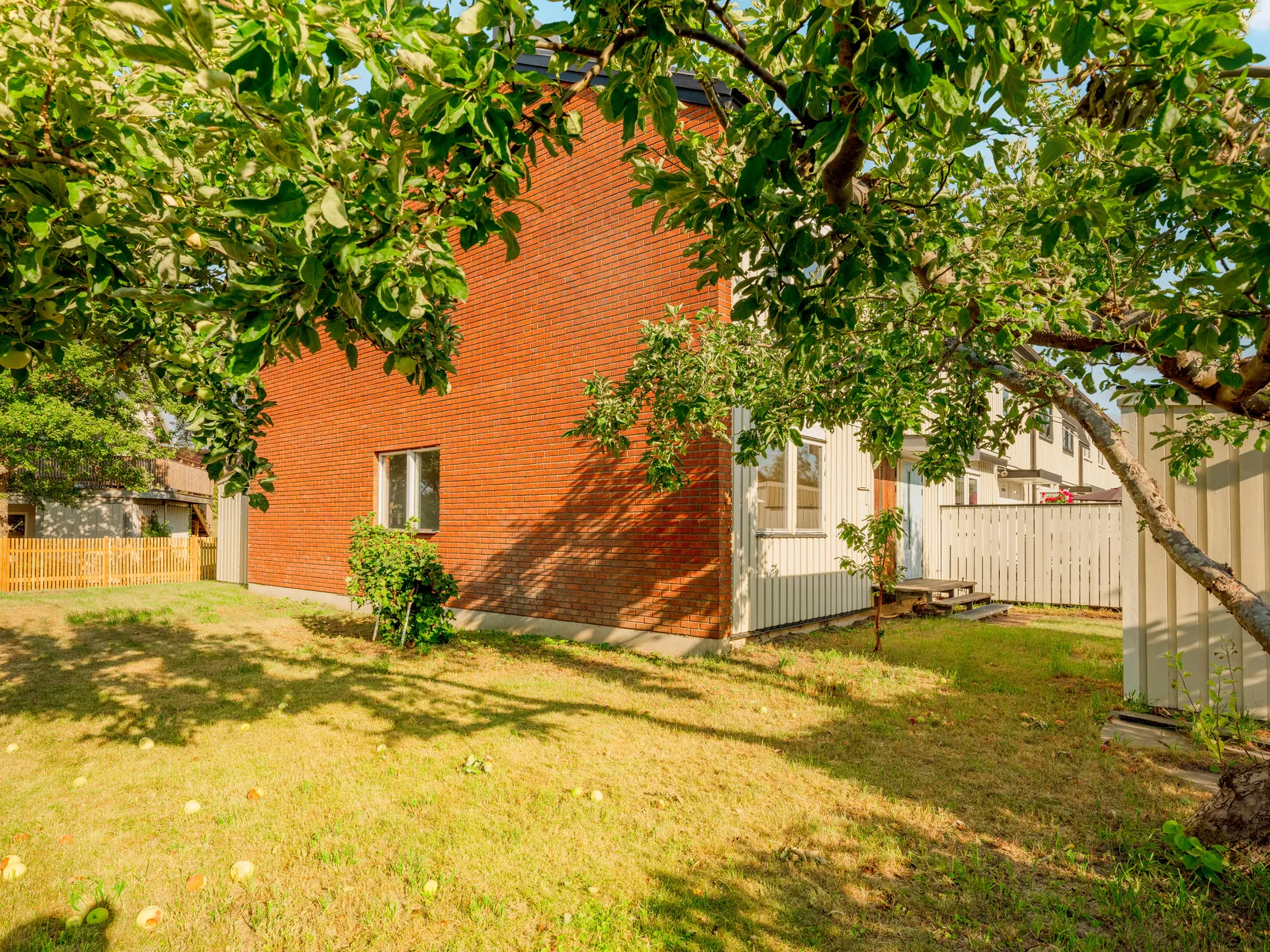 Radhus, Lievägen 12, Tureberg, Sollentuna