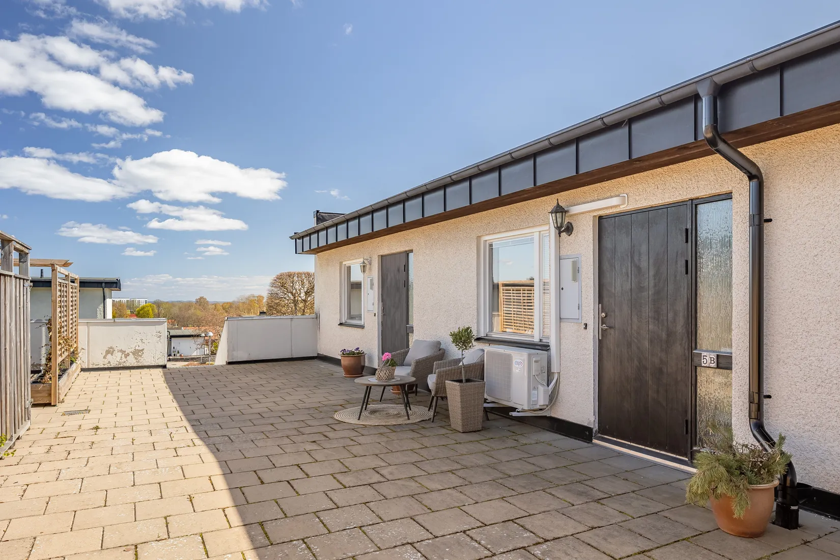 Radhus, Daggkåpevägen 5B, Billingesluttningen, Skövde