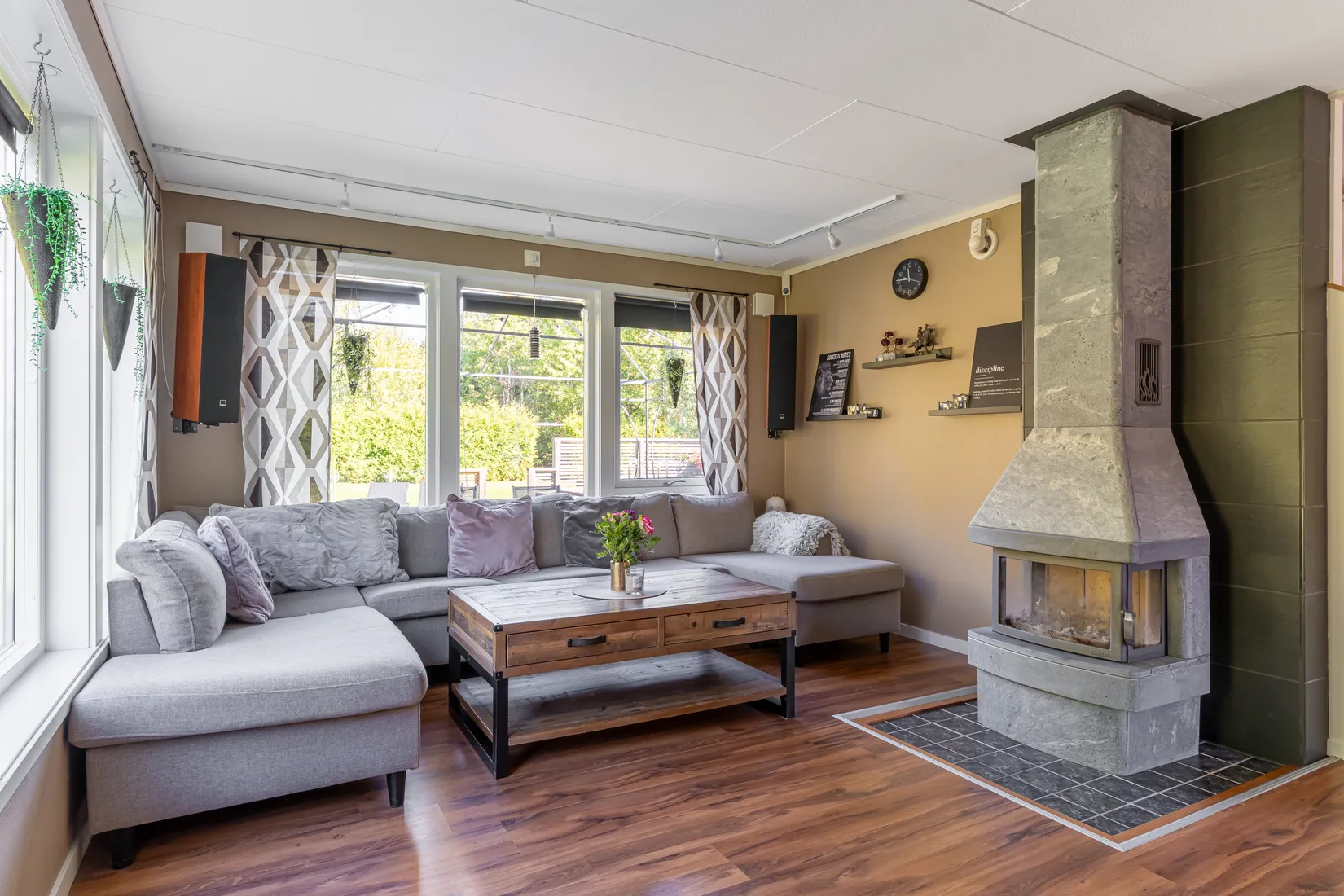 Villa, Västra vägen 12, Ärla, Eskilstuna