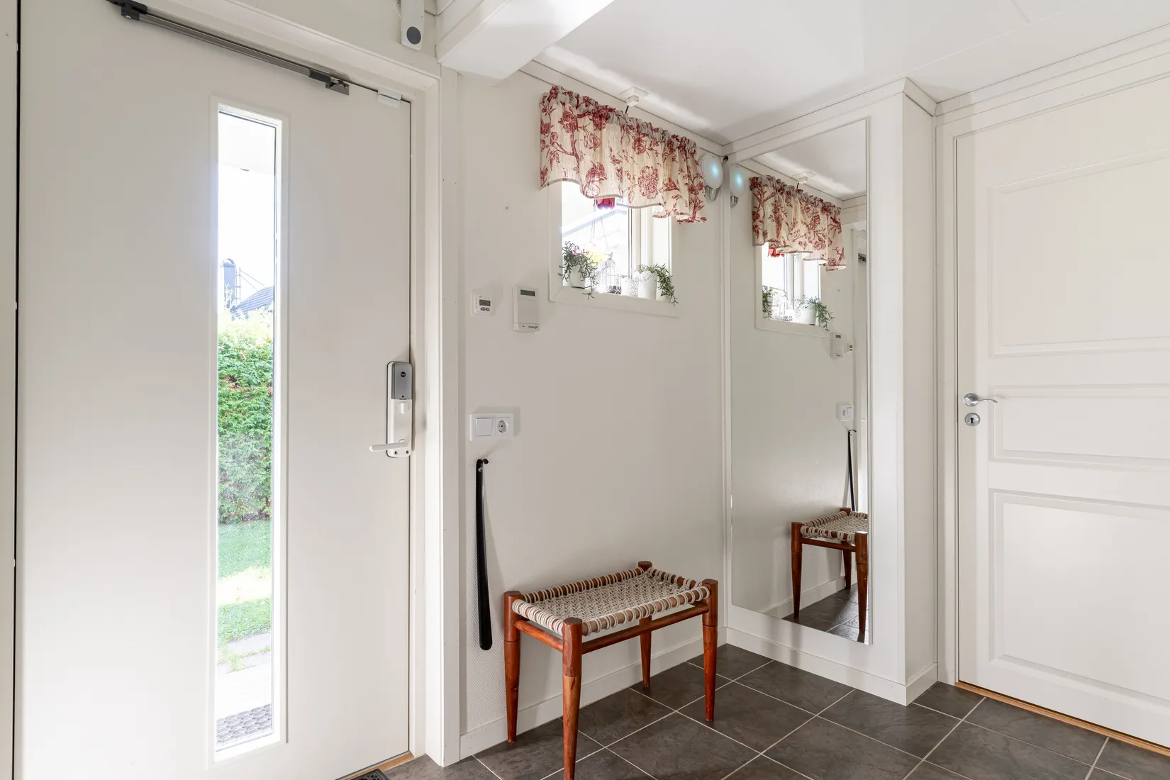 Villa, Västra vägen 12, Ärla, Eskilstuna