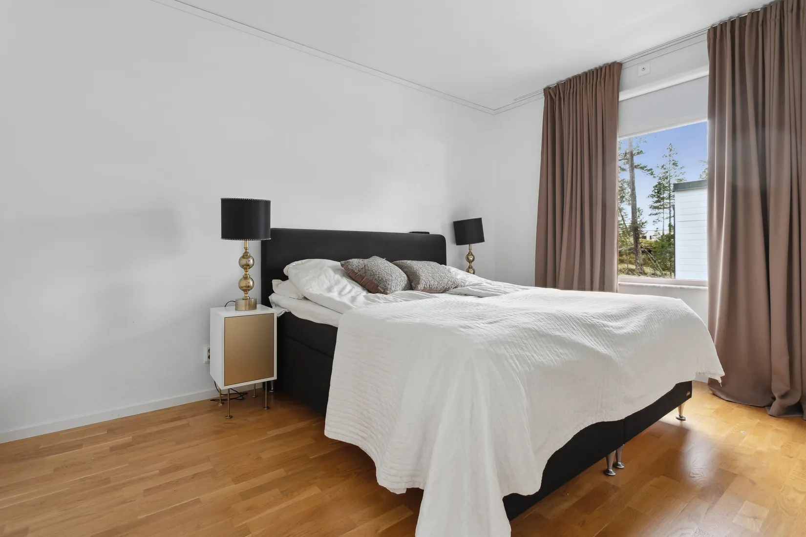 Radhus, Tant Gredelins väg 41A, Kvarnsjön / Sandstugan, Botkyrka