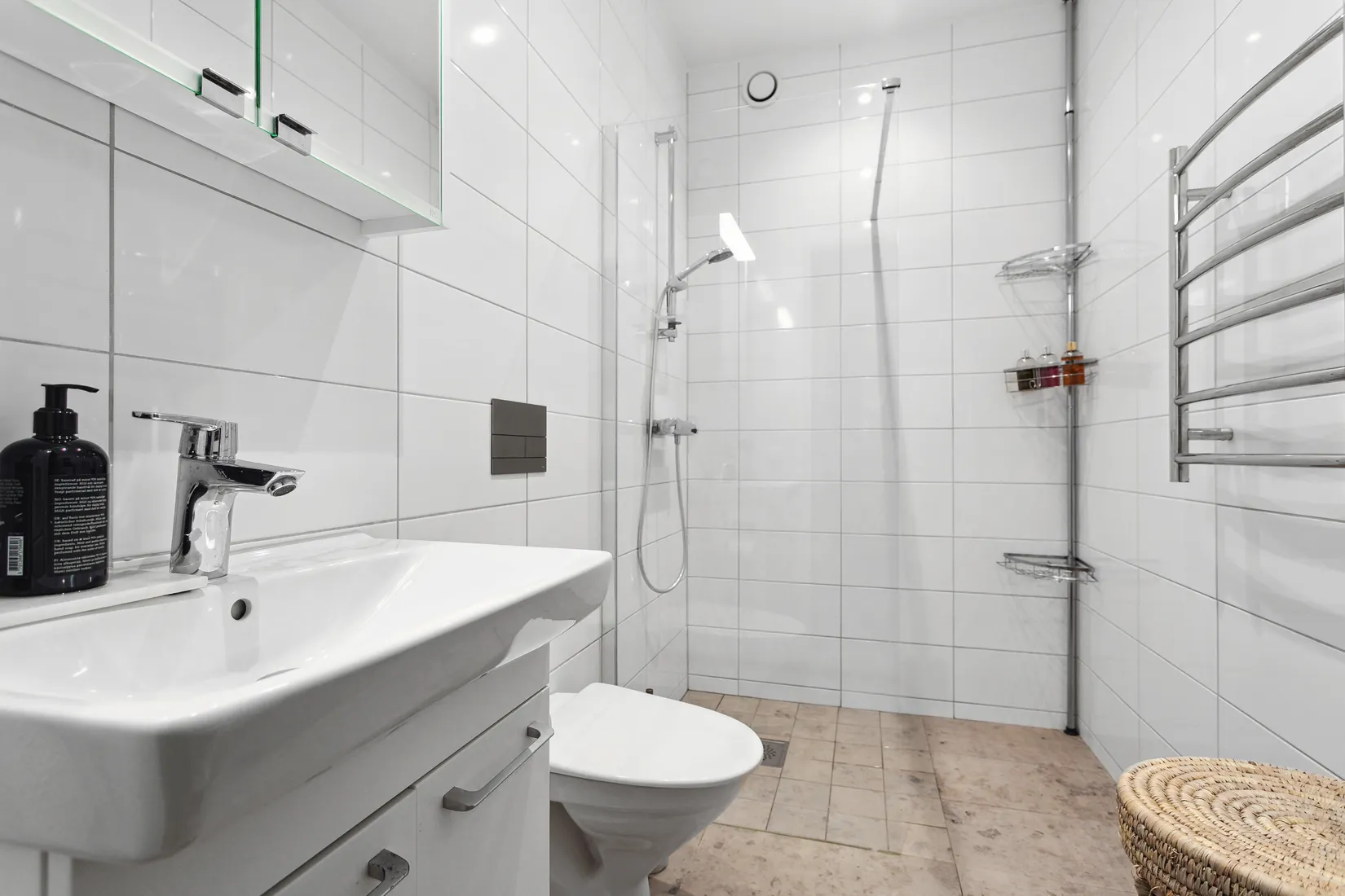 Radhus, Tant Gredelins väg 41A, Kvarnsjön / Sandstugan, Botkyrka