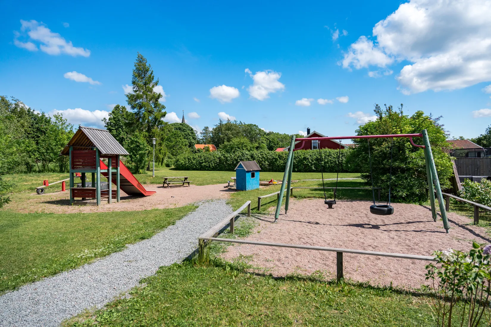 Radhus, Danmarks skolväg 17, Danmark, Uppsala