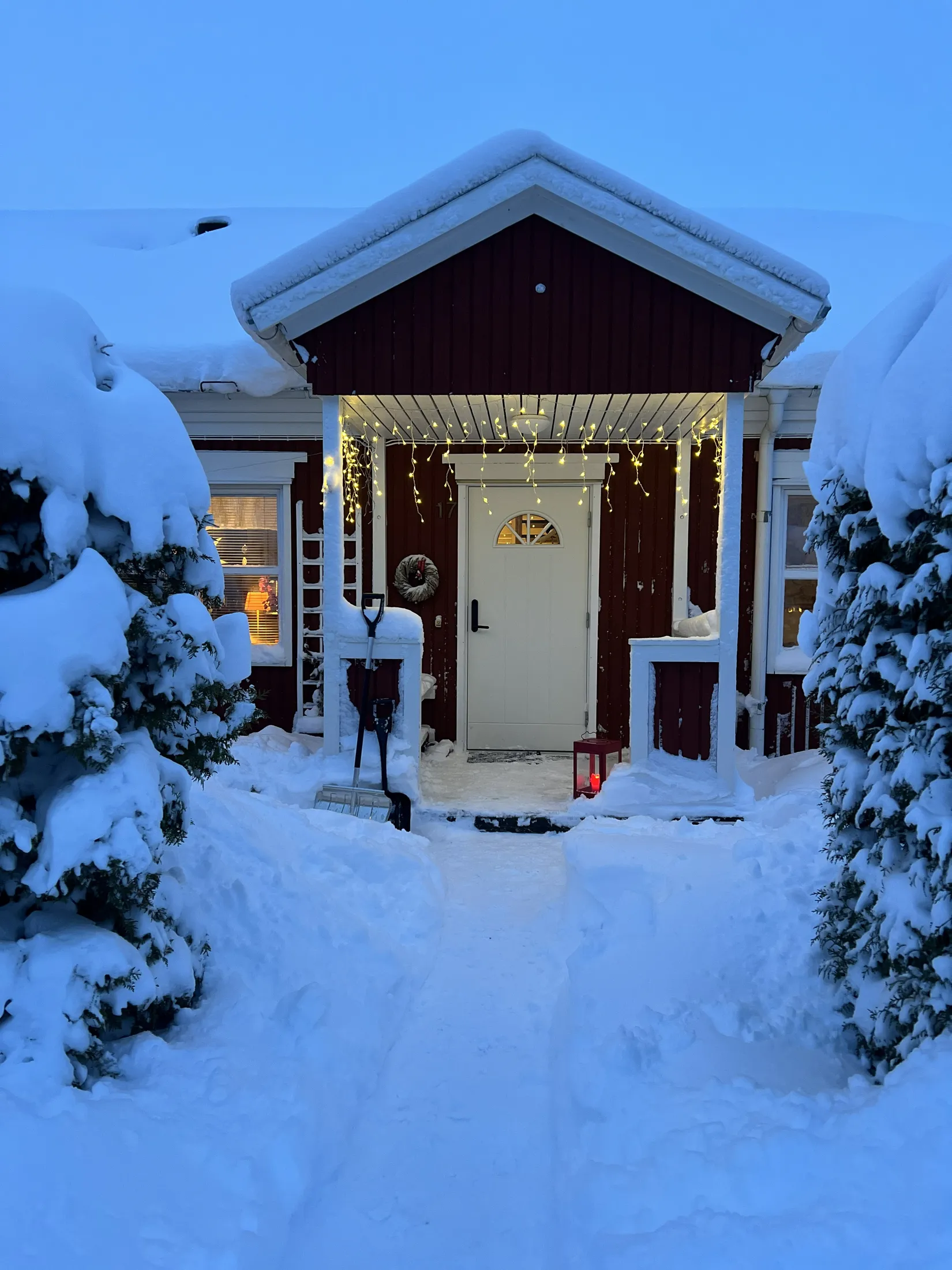 Radhus, Danmarks skolväg 17, Danmark, Uppsala