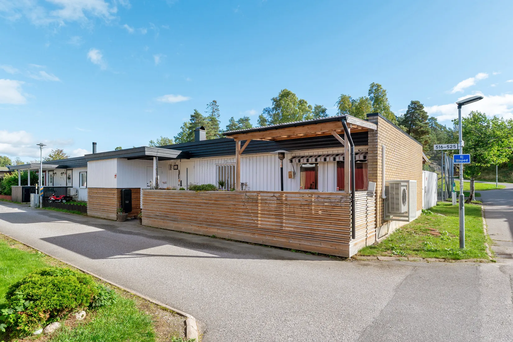 Radhus, Stora Hundens gata 520, Brandbergen, Haninge