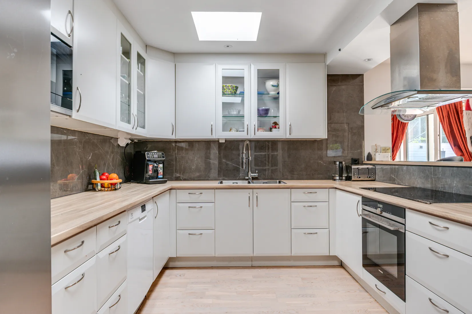 Radhus, Stora Hundens gata 520, Brandbergen, Haninge