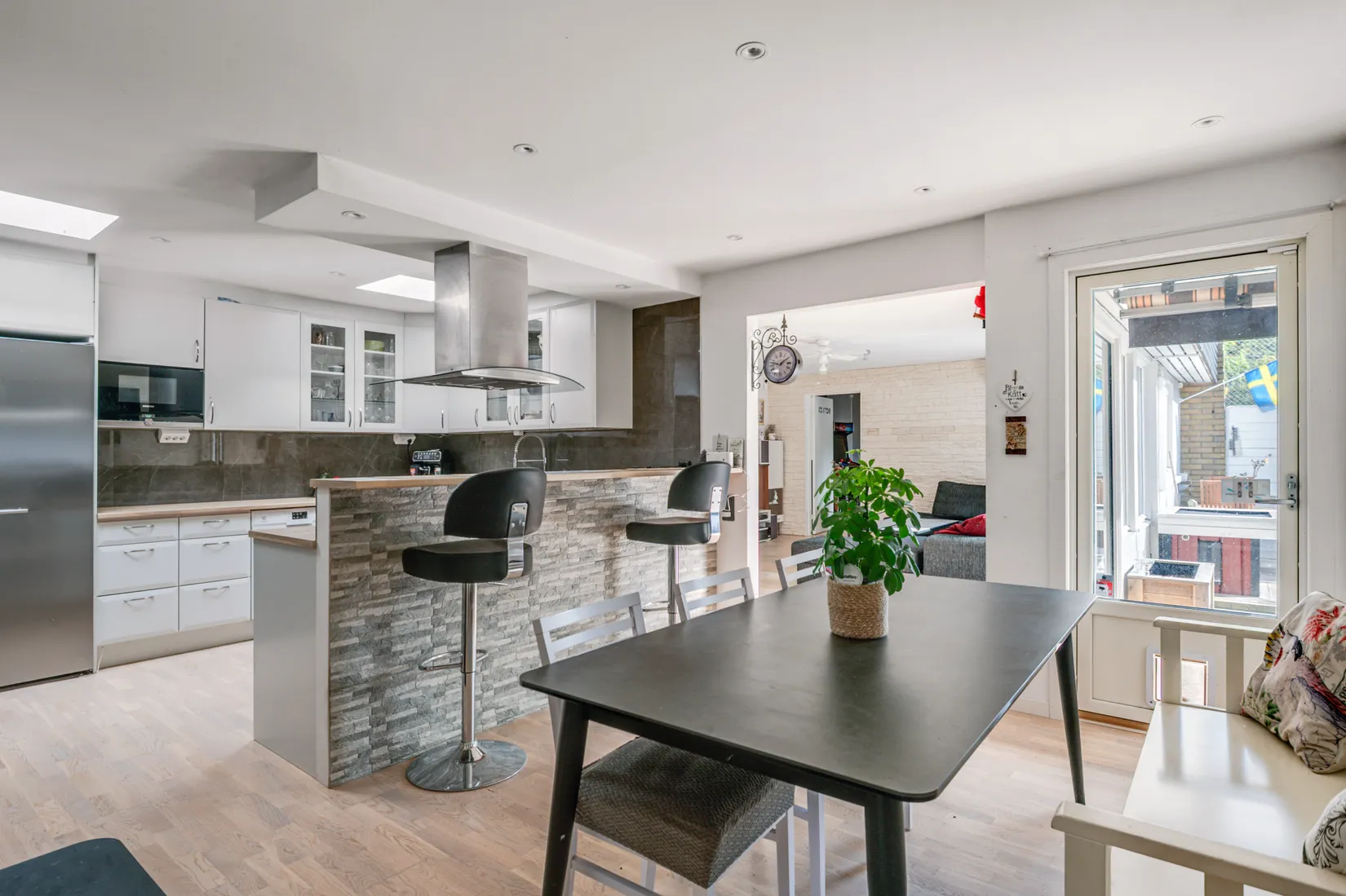 Radhus, Stora Hundens gata 520, Brandbergen, Haninge