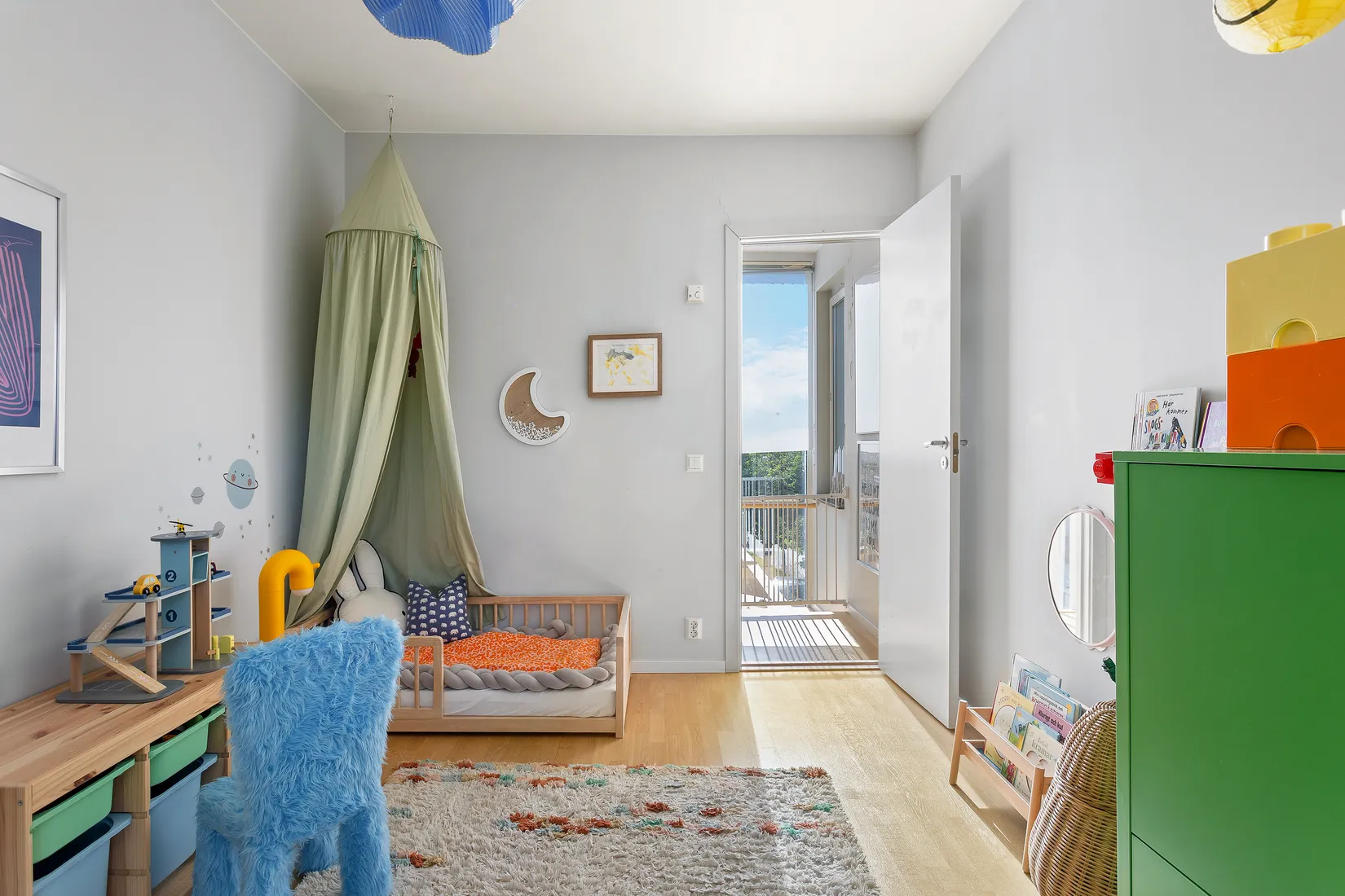 Radhus, Vindilsgränd 9, Jakobsberg - Polhem, Järfälla