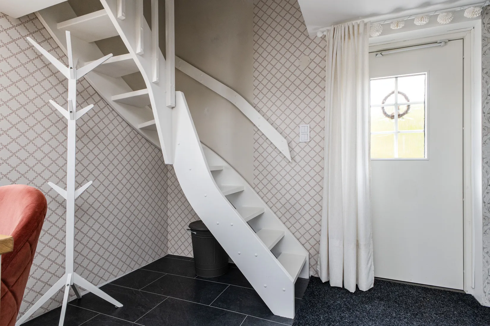 Villa, Tallbovägen 3A, Övergran, Håbo