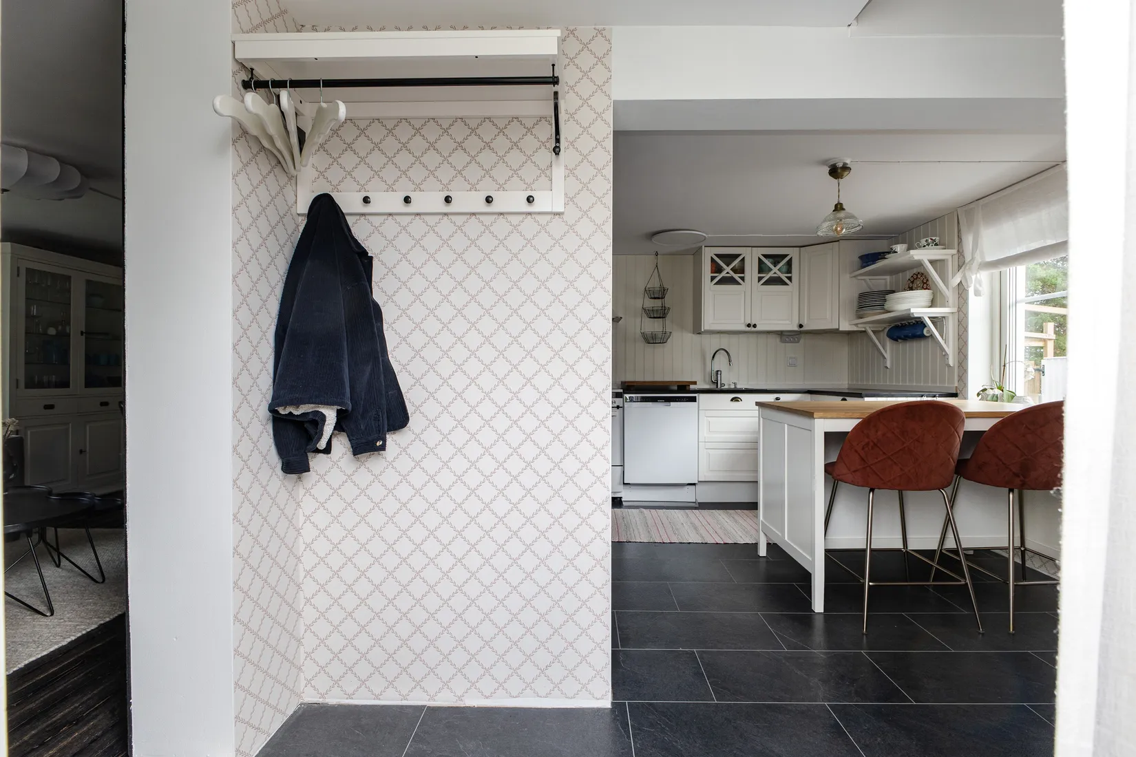 Villa, Tallbovägen 3A, Övergran, Håbo