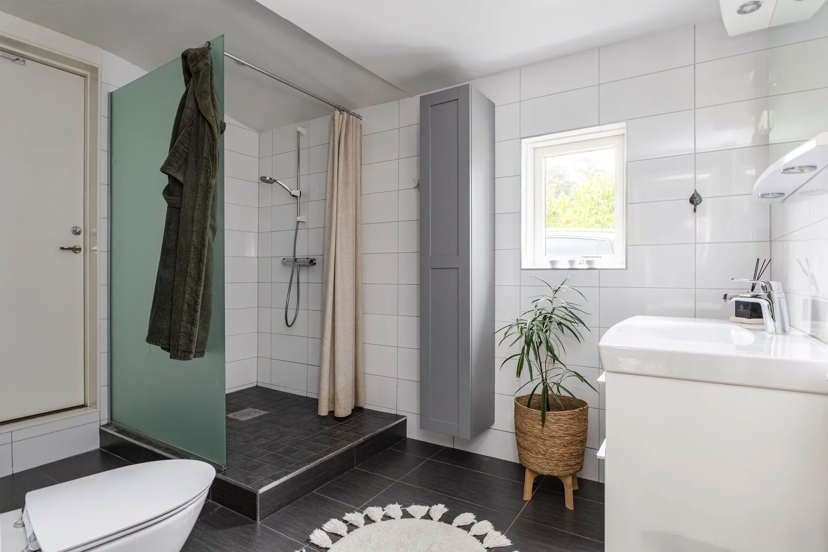 Villa, Tallbovägen 3A, Övergran, Håbo