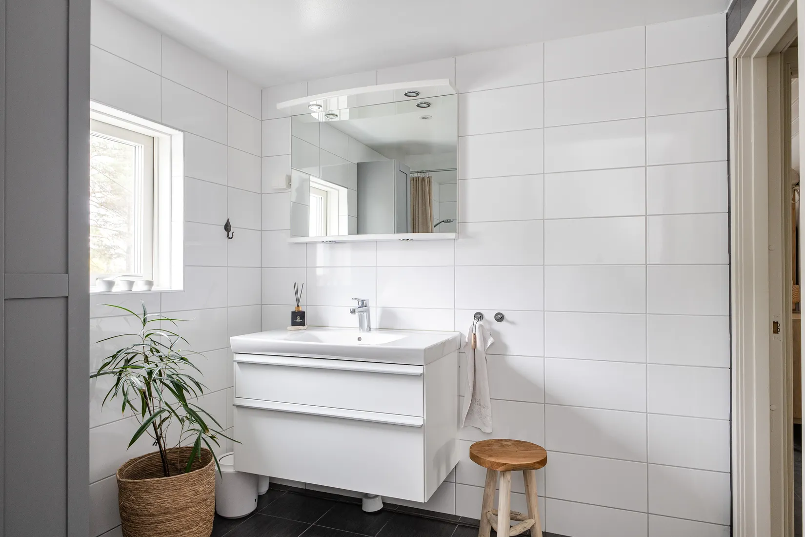 Villa, Tallbovägen 3A, Övergran, Håbo