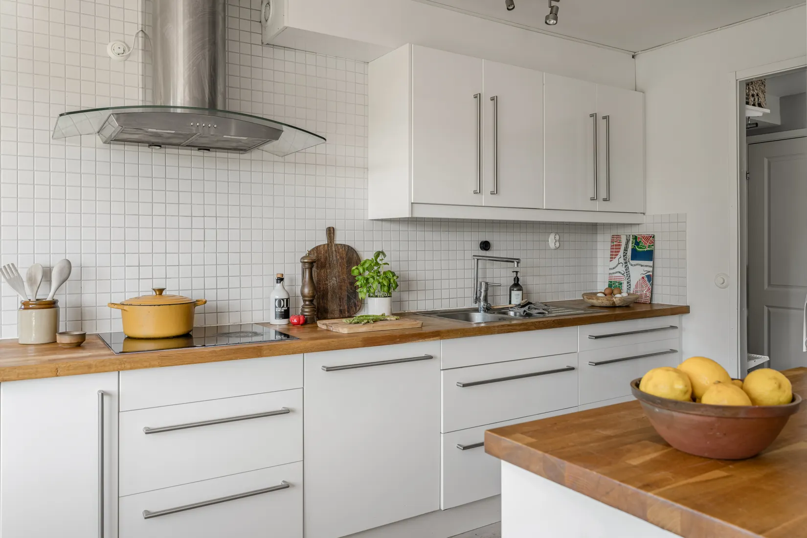 Bostadsrätt, Blomgatan 8, Vån 4/4, Rudviken/Solna C, Solna