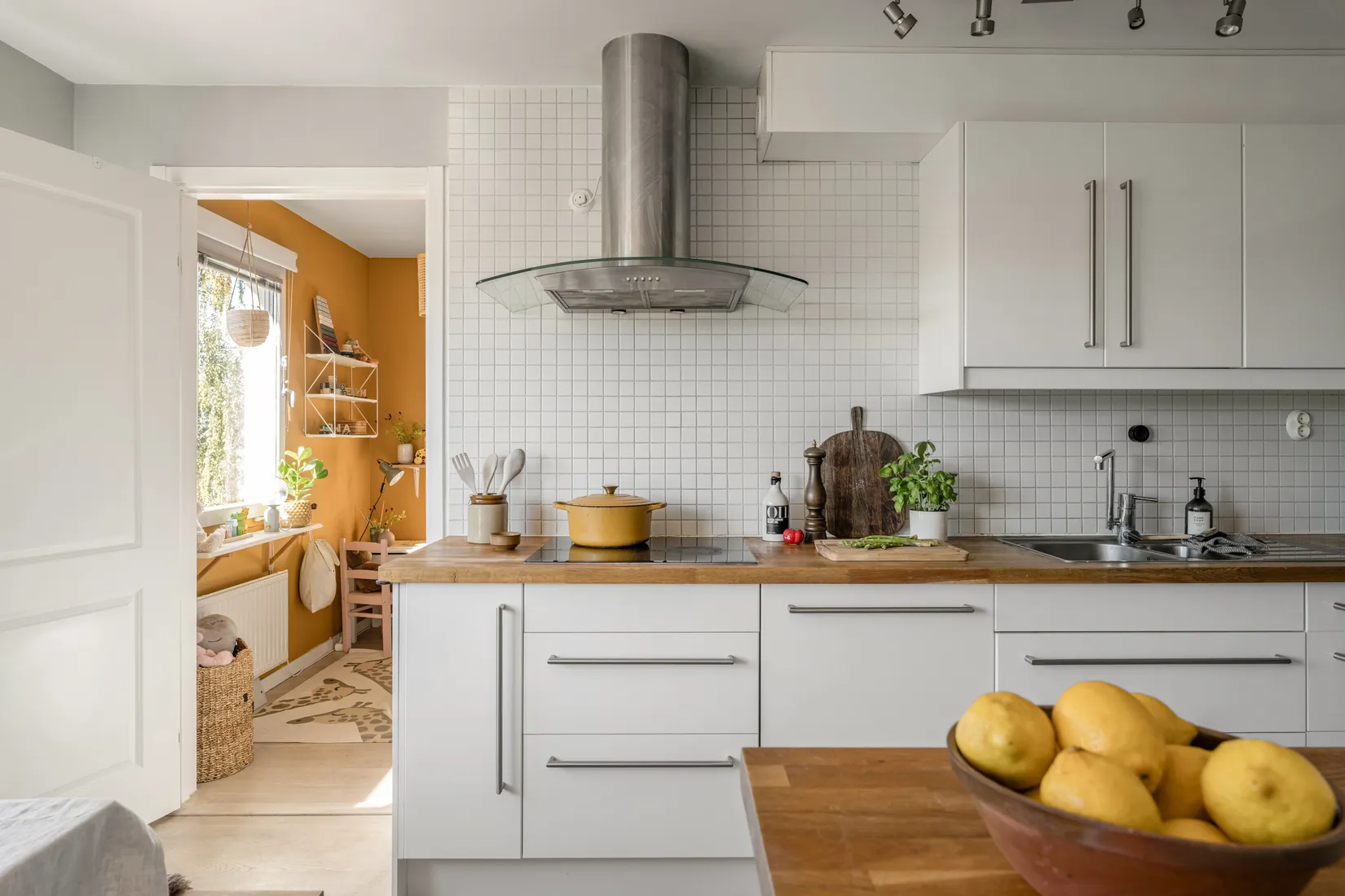 Bostadsrätt, Blomgatan 8, Vån 4/4, Rudviken/Solna C, Solna