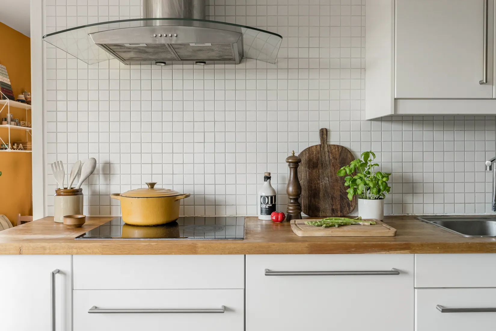 Bostadsrätt, Blomgatan 8, Vån 4/4, Rudviken/Solna C, Solna