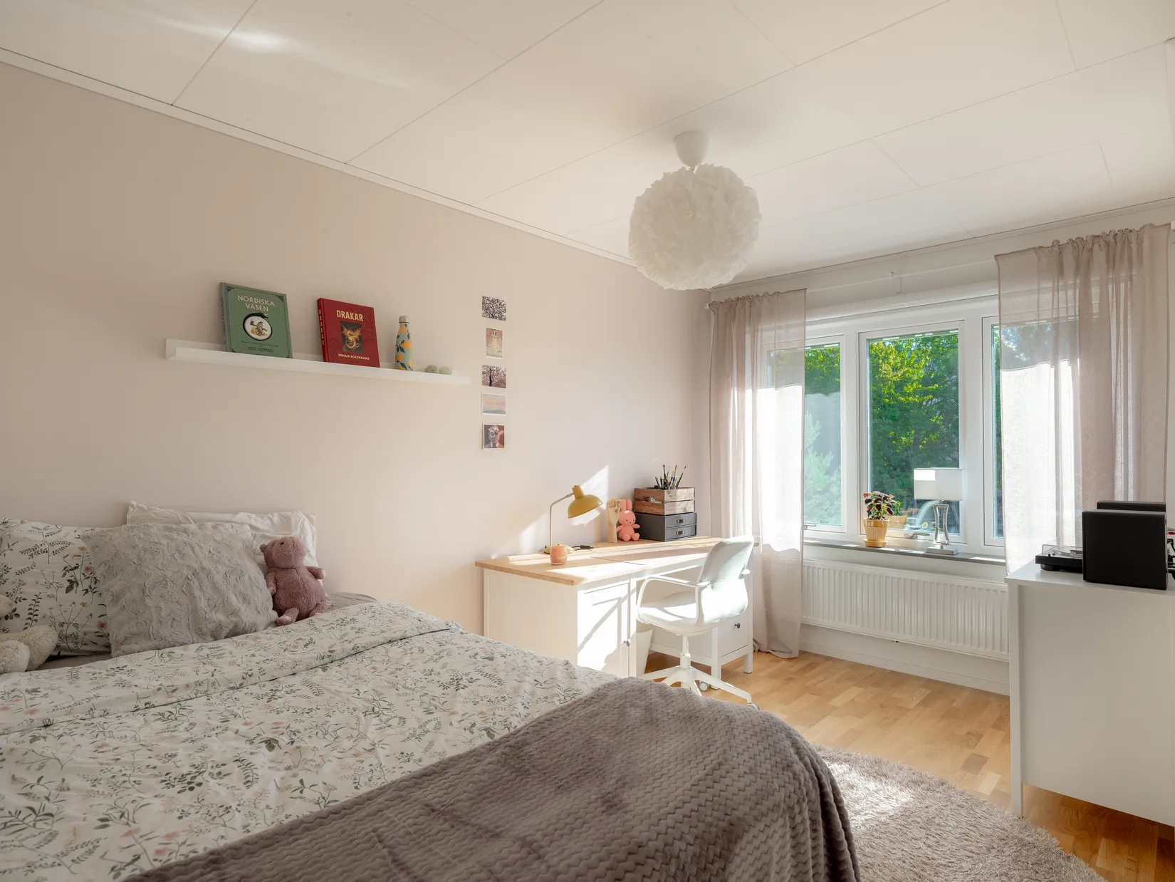 Radhus, Krögers Promenad 37, Silverdal, Sollentuna