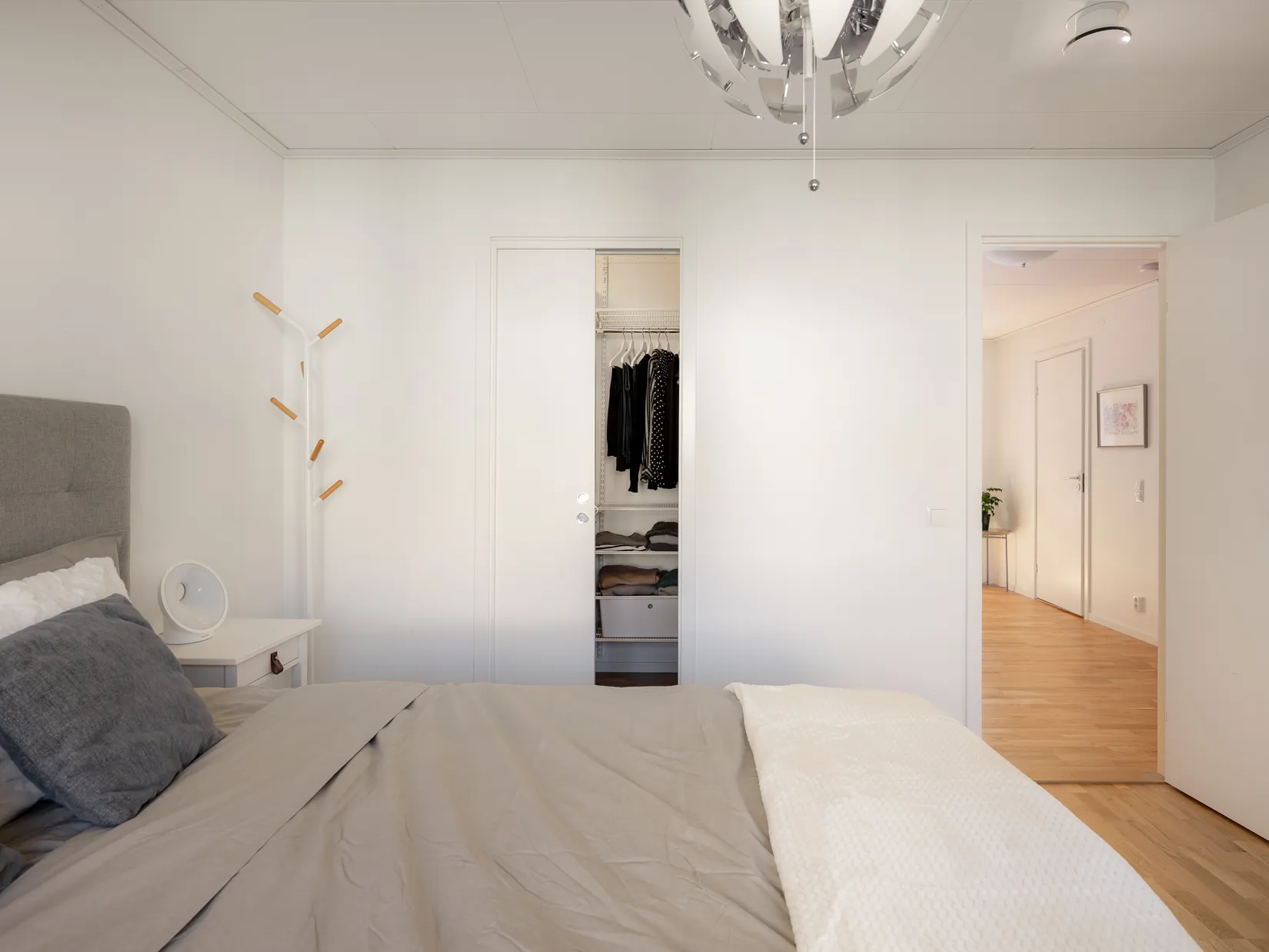 Radhus, Krögers Promenad 37, Silverdal, Sollentuna