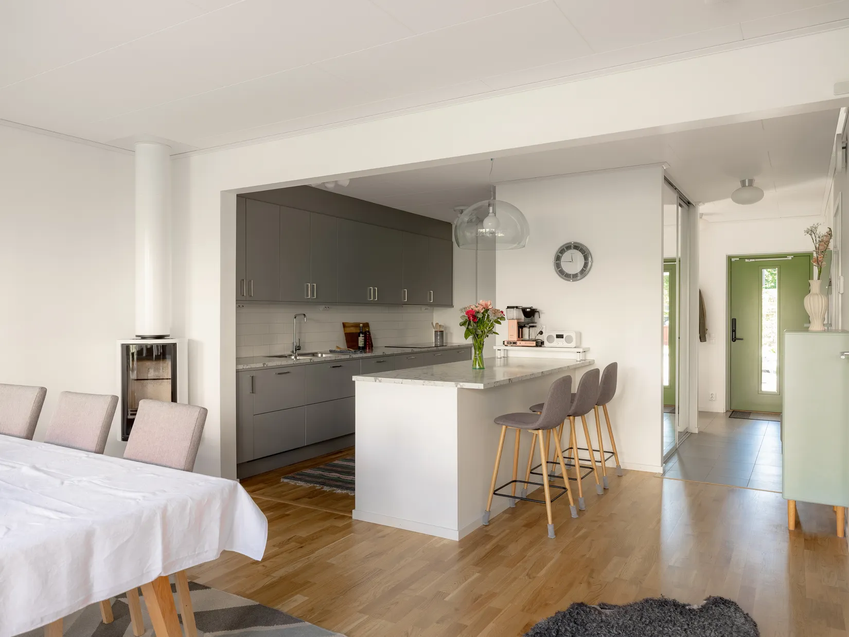 Radhus, Krögers Promenad 37, Silverdal, Sollentuna
