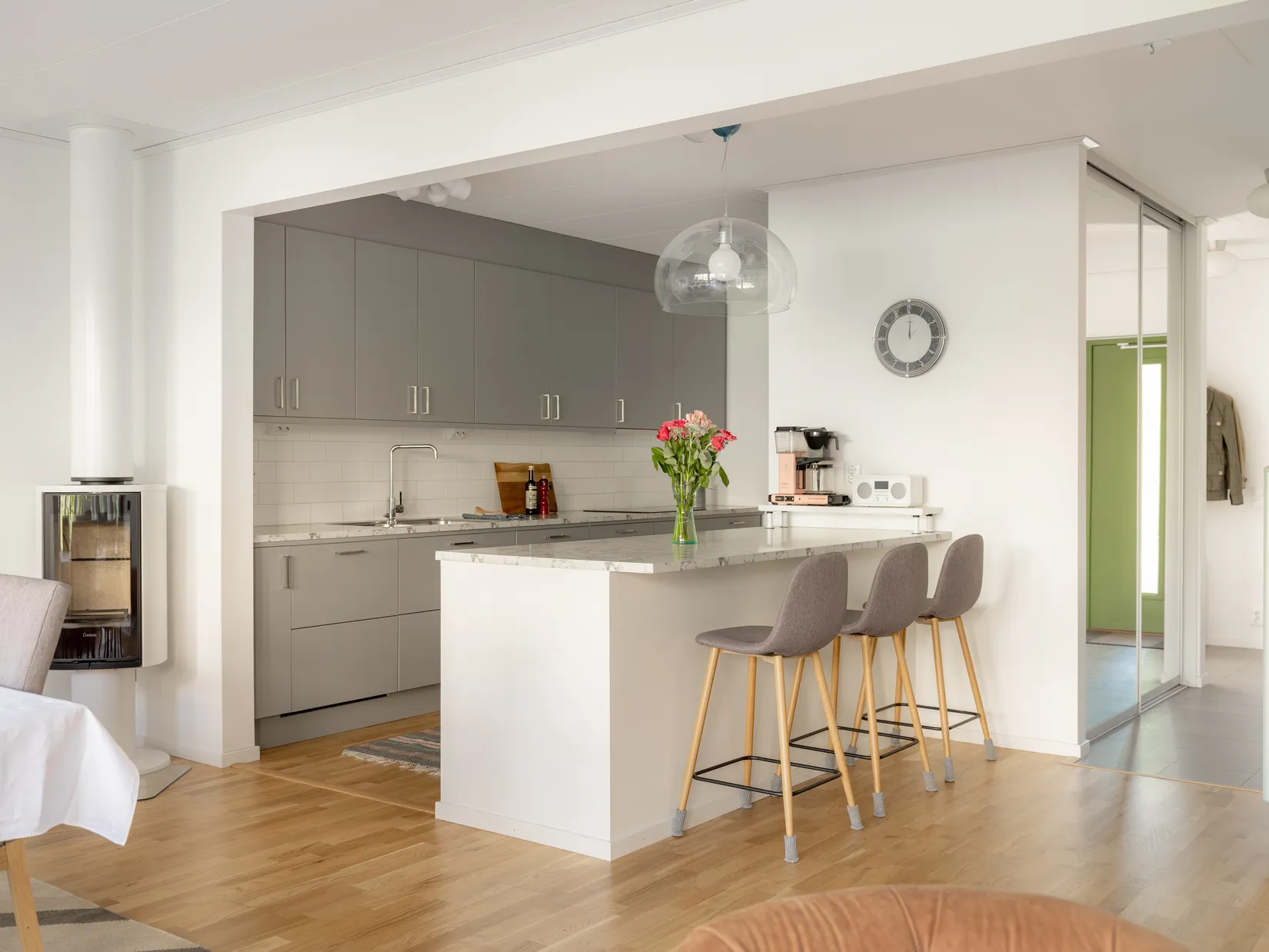 Radhus, Krögers Promenad 37, Silverdal, Sollentuna