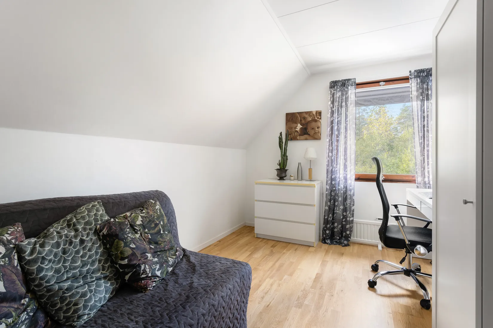 Villa, Basunvägen 53, Viksjö Hummelmora, Järfälla