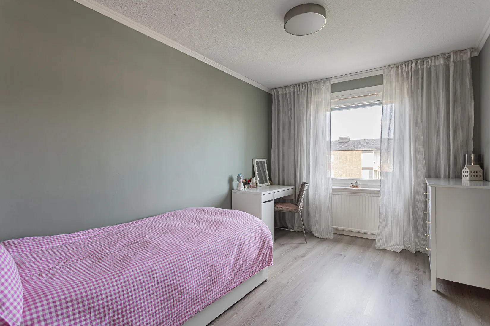 Bostadsrätt, Kapellgatan 22d, Nära centrum, Arboga