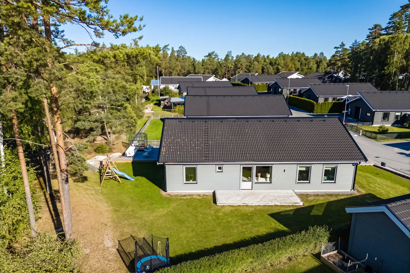 Villa, Tibble Skogsväg 44, Kungsängen/Norrboda, Upplands-Bro