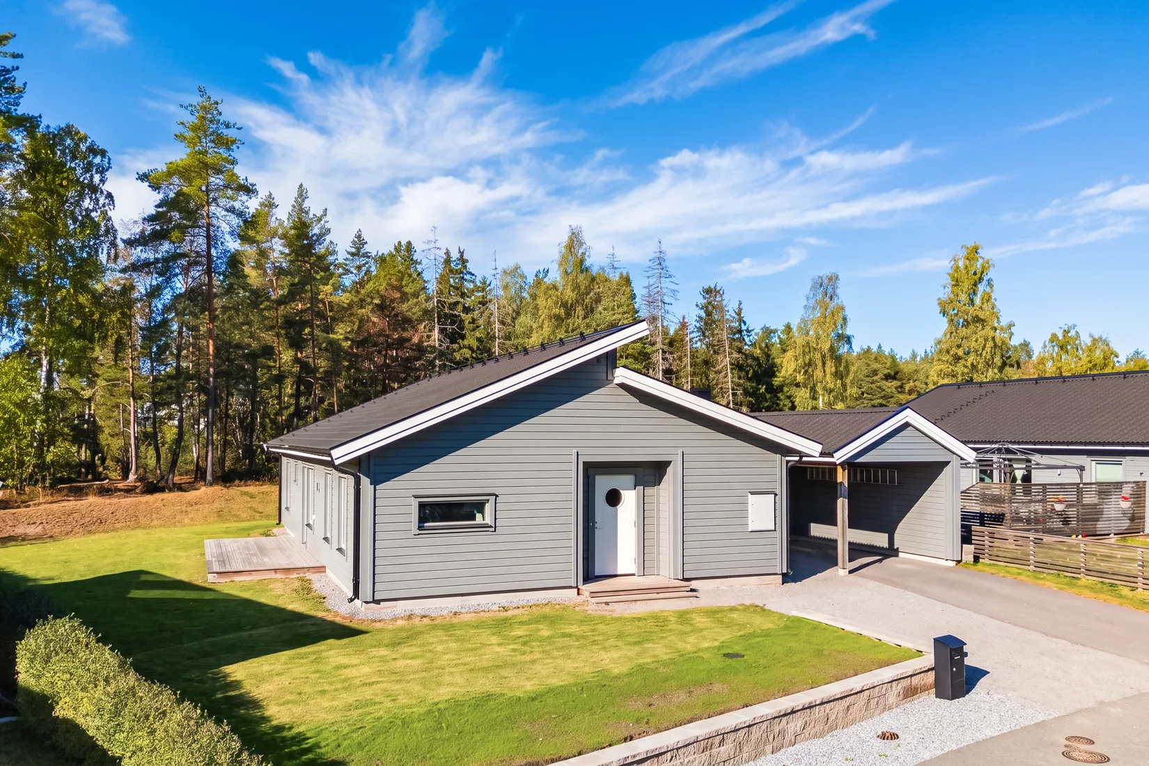 Villa, Tibble Skogsväg 44, Kungsängen/Norrboda, Upplands-Bro